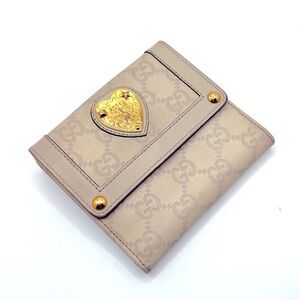 Authentic GUCCI GG Embossed Grey Leather x Gold Compact Wallet